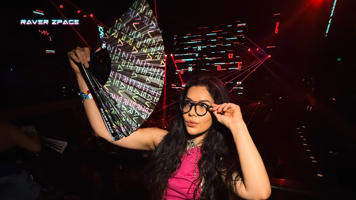 Hand Fan Essentials: Styling Tips for Festival and Rave Vibes